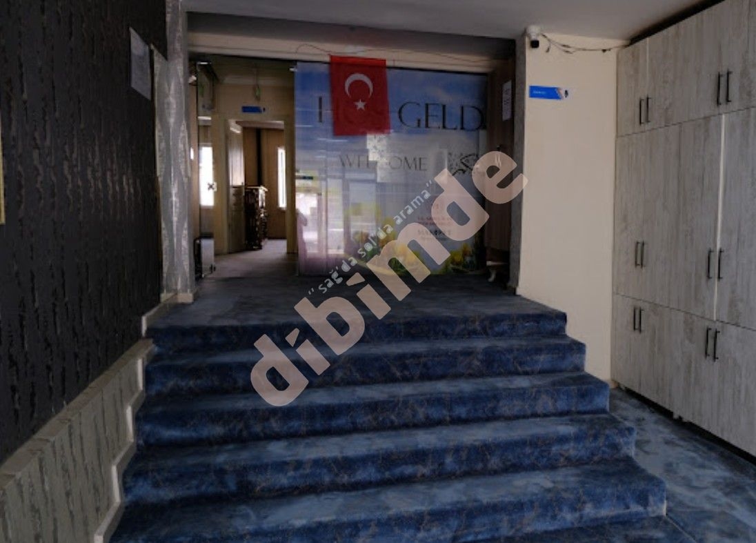 Image 0